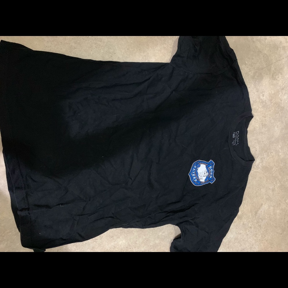 VINTAGE TEE SIZE MEDIUM